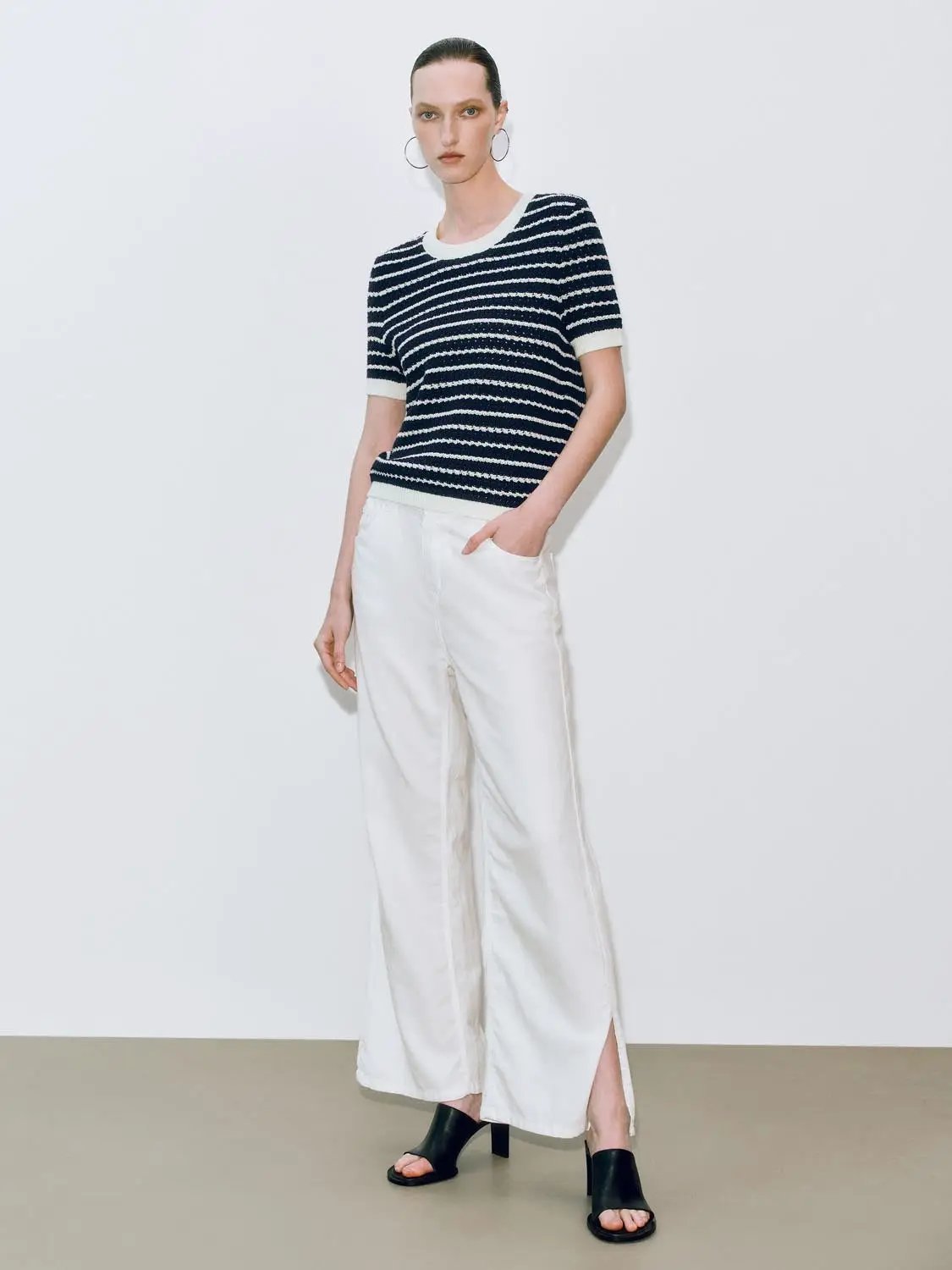 Round Neck Striped Knit Short Sleeve Cotton T-Shirt in navy and white stripes, Urban Revivo Fashion
