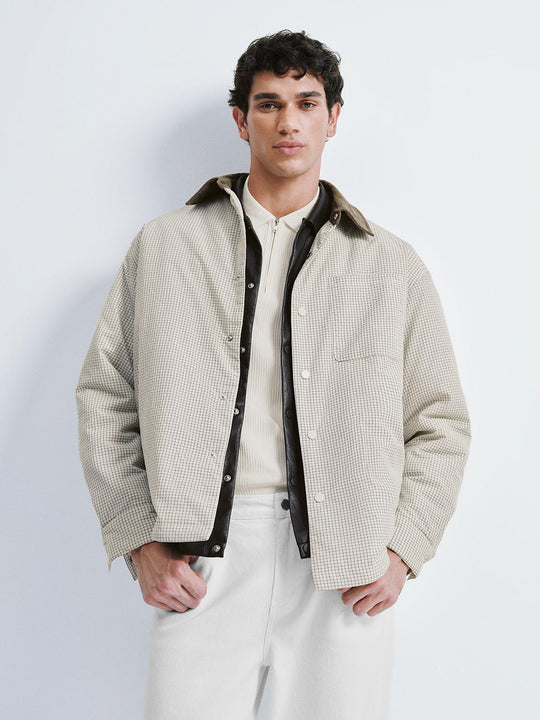 Giacche con bottoni e colletto