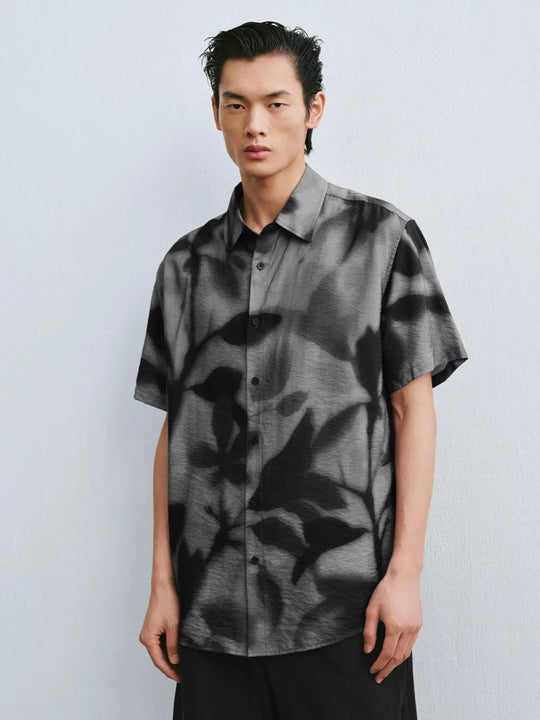 Lightweight Abstract Print Short Sleeve Shirts