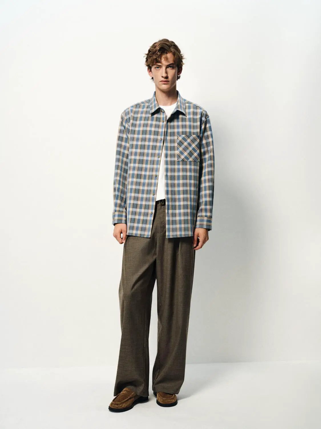 Cardigan by Urban Revivo Fashion in blue and beige plaid pattern