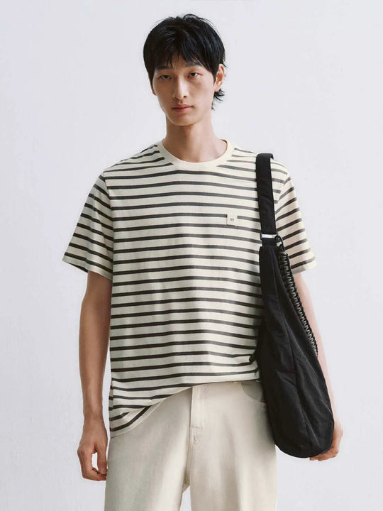 T-shirt a righe con ricami a contrasto