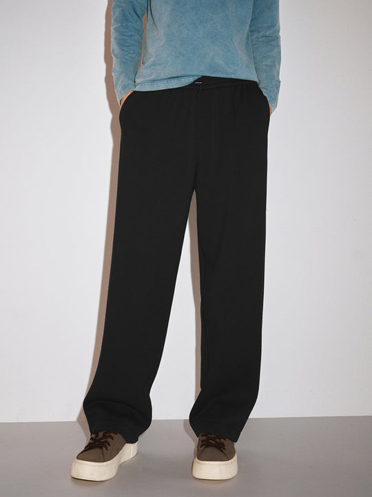 Pantalon ample et droit