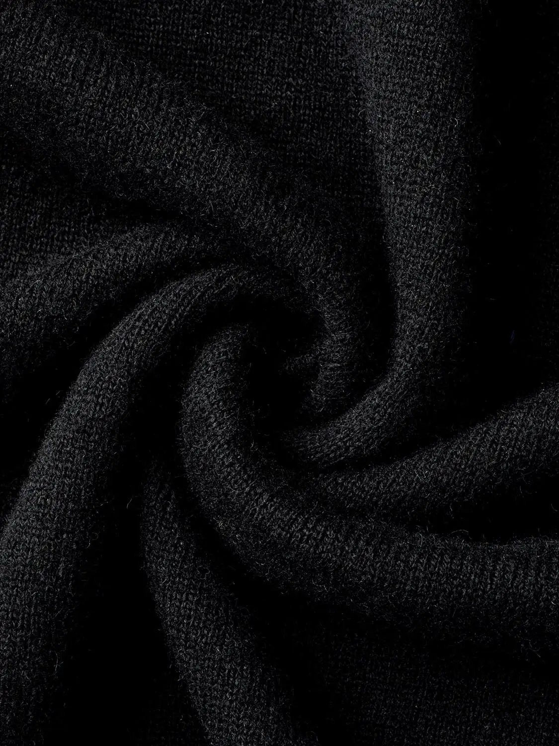 Knit T-Shirt in black knit fabric by Urban Revivo Fashion