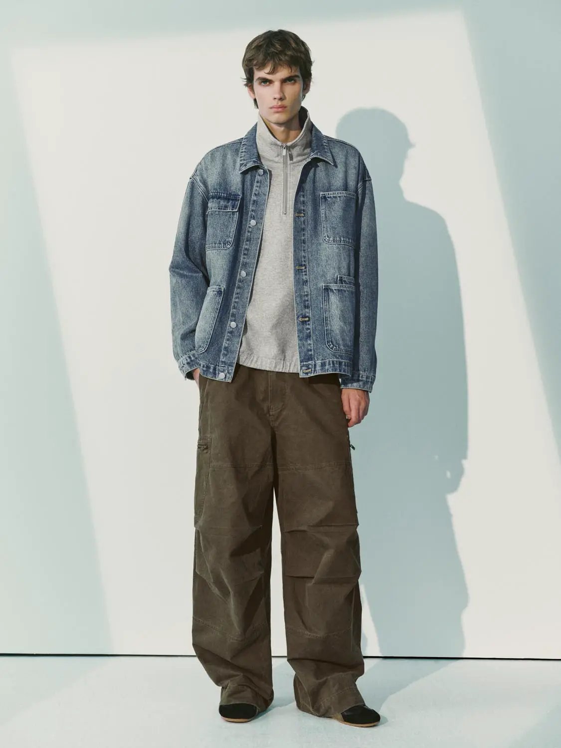 Denim Jackets by Urban Revivo Fashion, blue denim jacket with chest pockets over a gray quarter-zip top