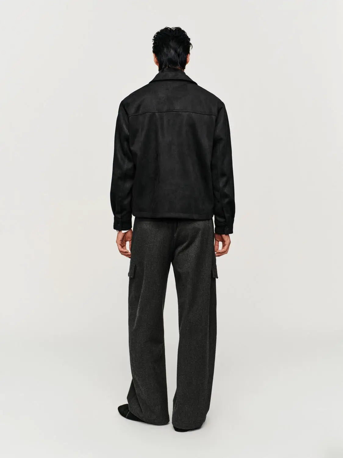 Jacket, black, Urban Revivo Fashion, back view, long sleeves.