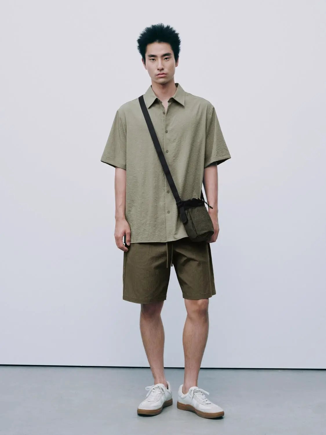 Open-Front Shirt by Urban Revivo Fashion in olive khaki, short-sleeve casual style