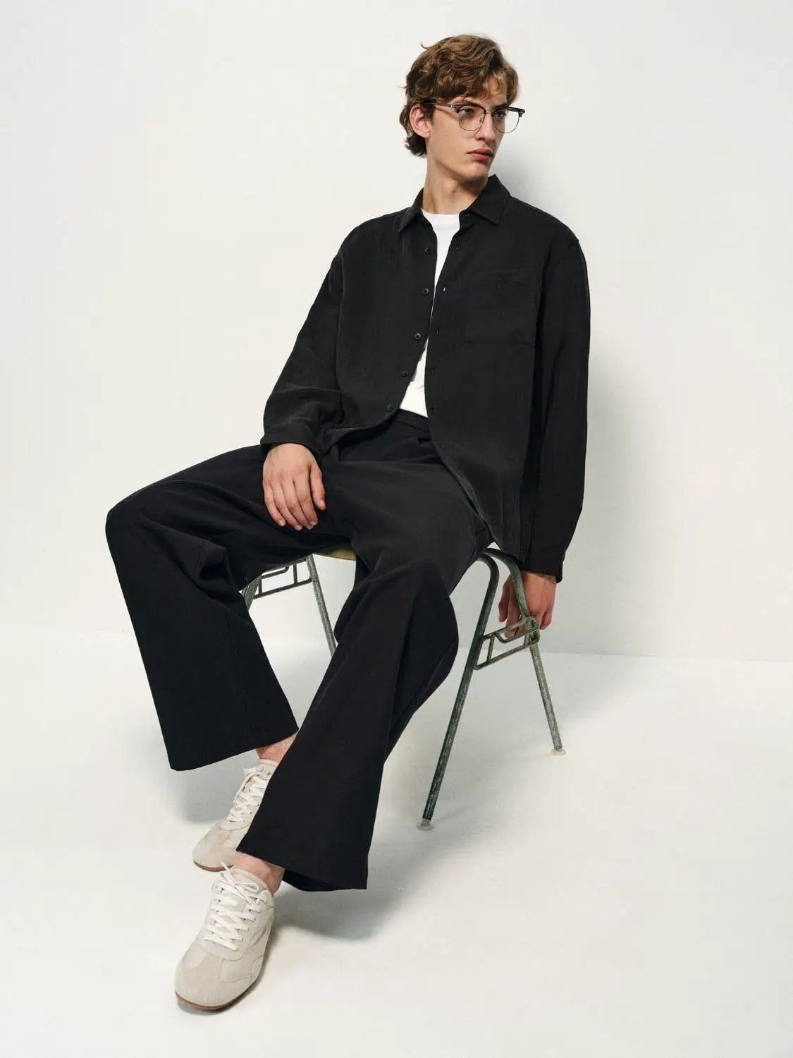 Cardigan Shirt by Urban Revivo Fashion in black, button-front with chest pocket.