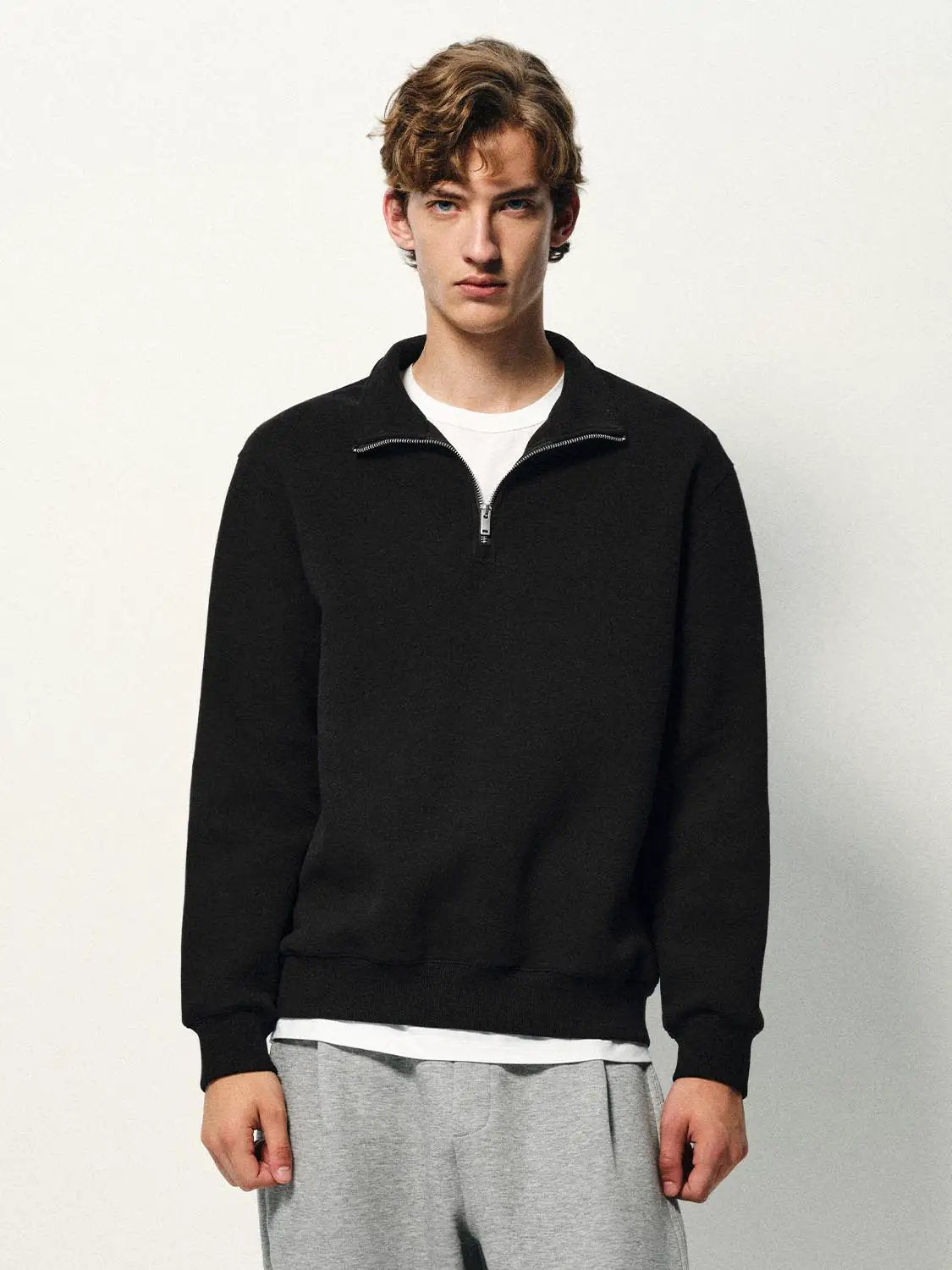 Sweatshirt black half-zip pullover Urban Revivo Fashion