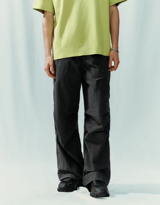 Pantalones deportivos con cordón en la cintura