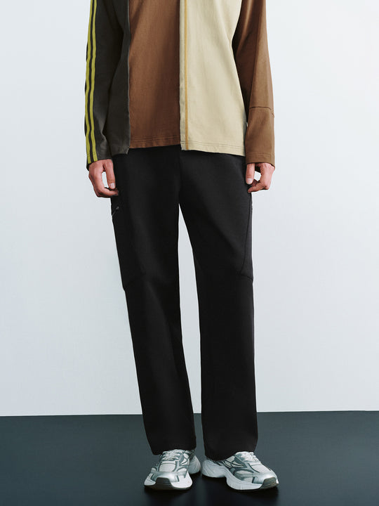 Pantalon ample et droit