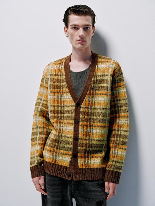 Cárdigans de punto con estampado a cuadros y cuello en V