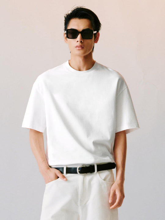 T-shirt oversize squadrata in cotone con girocollo e vestibilità morbida