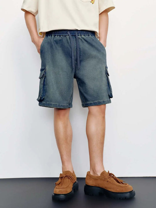 Jeans-Shorts mit Kordelzug und Klappentaschen