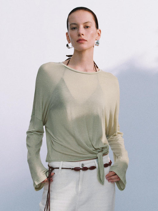 Camisetas con nudo delantero