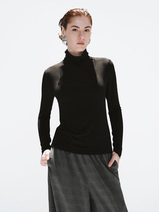 Langarm-T-Shirts mit hohem Kragen