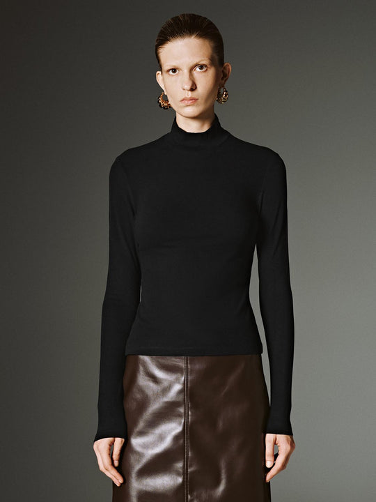 Langarm-T-Shirts mit hohem Kragen