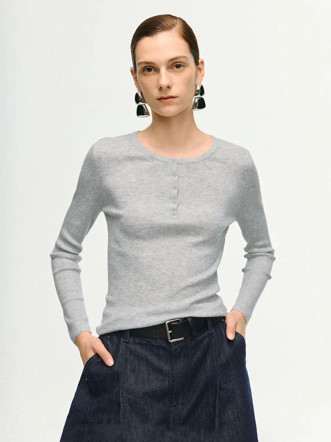 Slim Ribbed Button Front Long Sleeve Knit T-Shirt in light gray, Urban Revivo Fashion