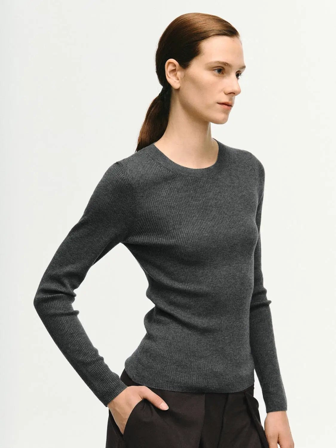 Urban Revivo Fashion ribbed fitted long-sleeve crew neck T-shirt in dark gray.