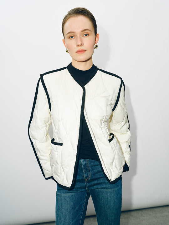 Lockere Daunenjacke mit Rundhalsausschnitt