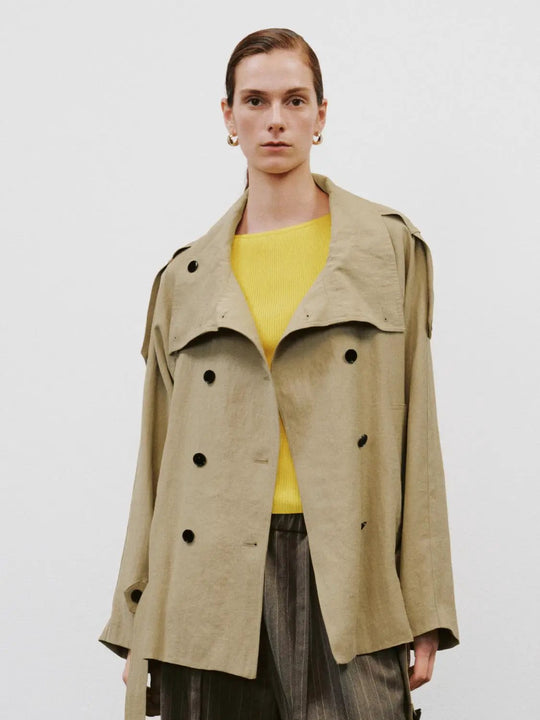 Trench-coat ceinturé à manches longues et double boutonnage