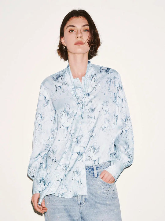 Bluse mit Pegasus-Schal-Detail