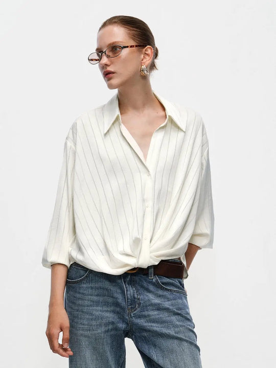 Chemise rayée avec détail noué sur le devant