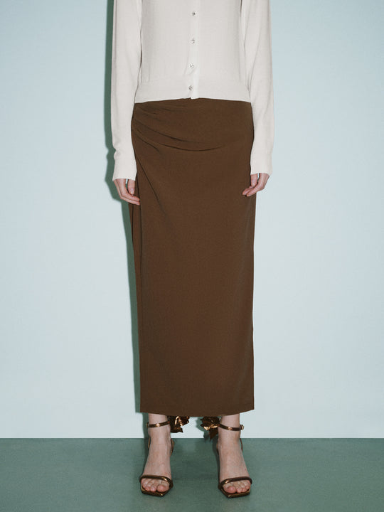 Gerader Midirock mit Rüschen