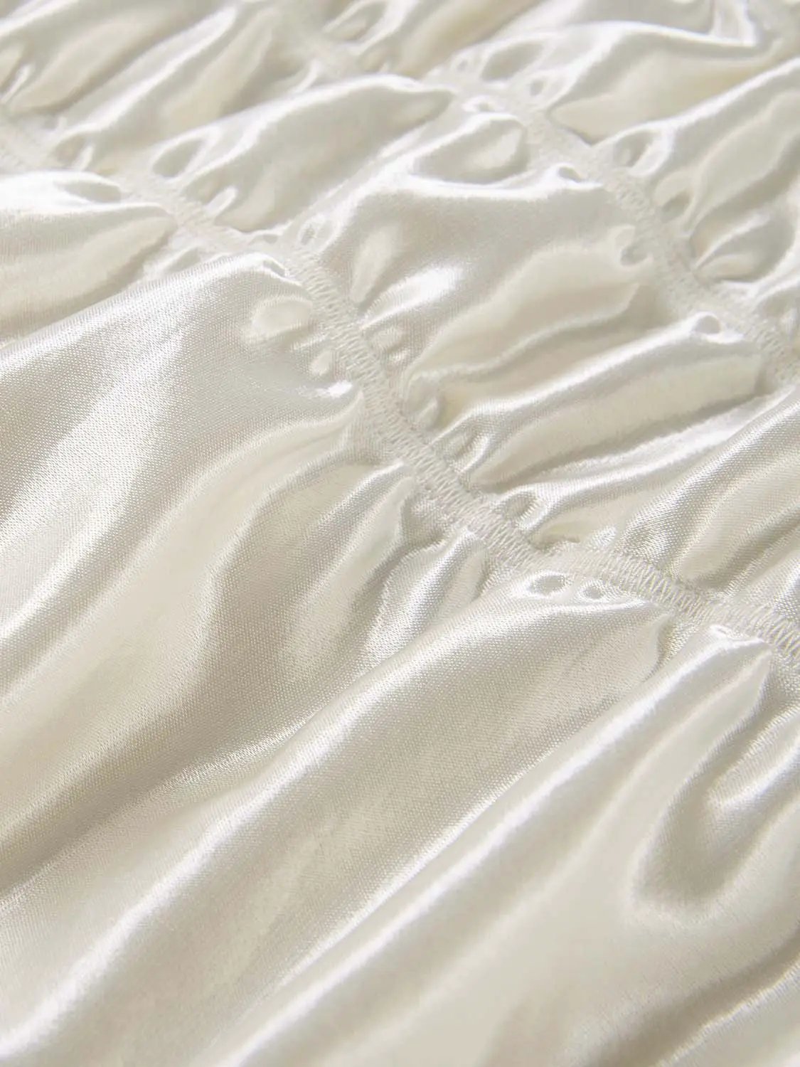 Skirt ivory satin, A-line with ruched elastic waistband