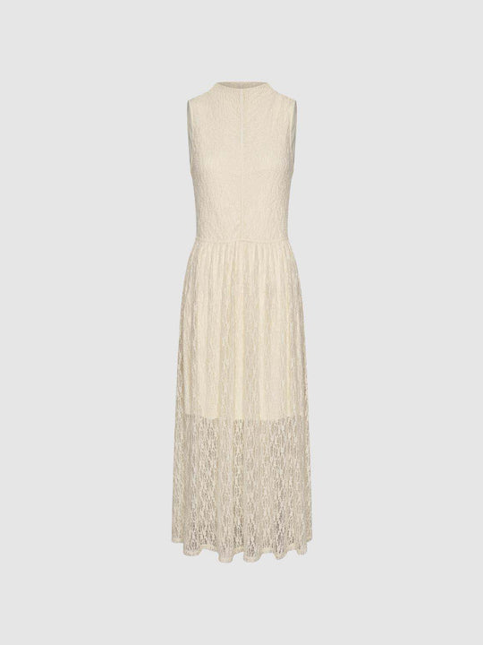 Vestido largo sin mangas, de cuello alto y encaje texturizado