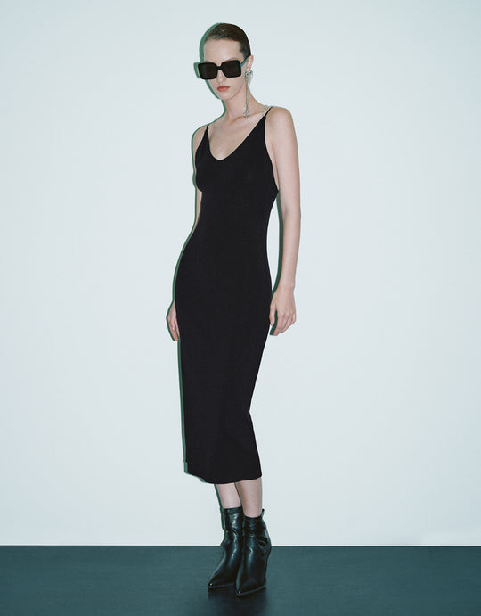 Ärmelloses Strickkleid mit V-Ausschnitt