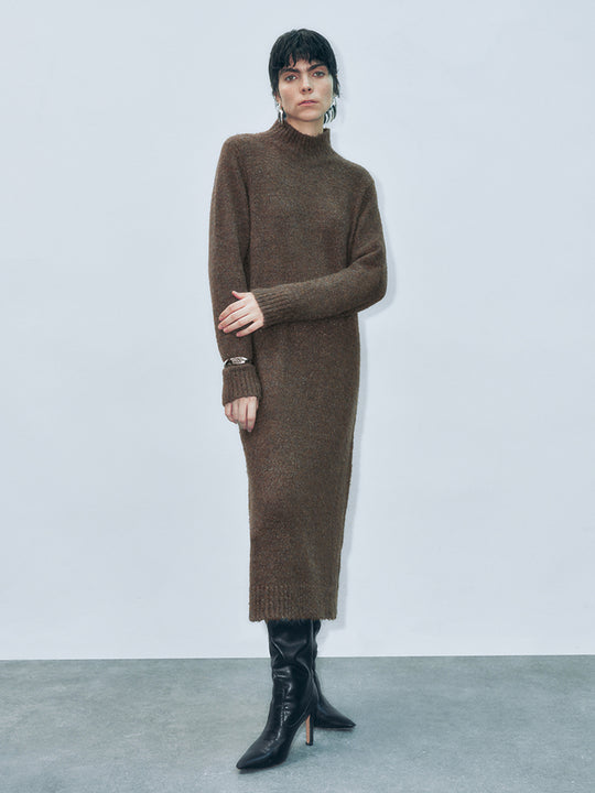 Abiti in maglia a collo alto