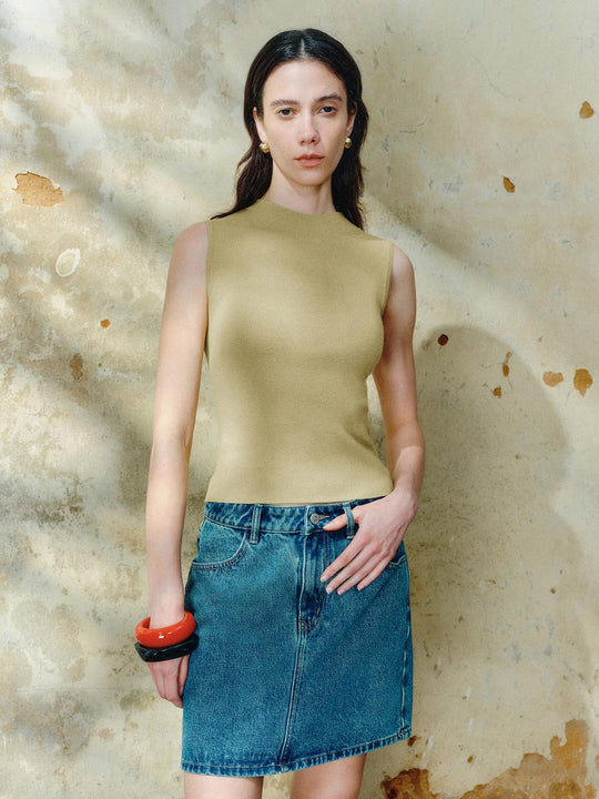 Mock Neck Sleeveless T-Shirts