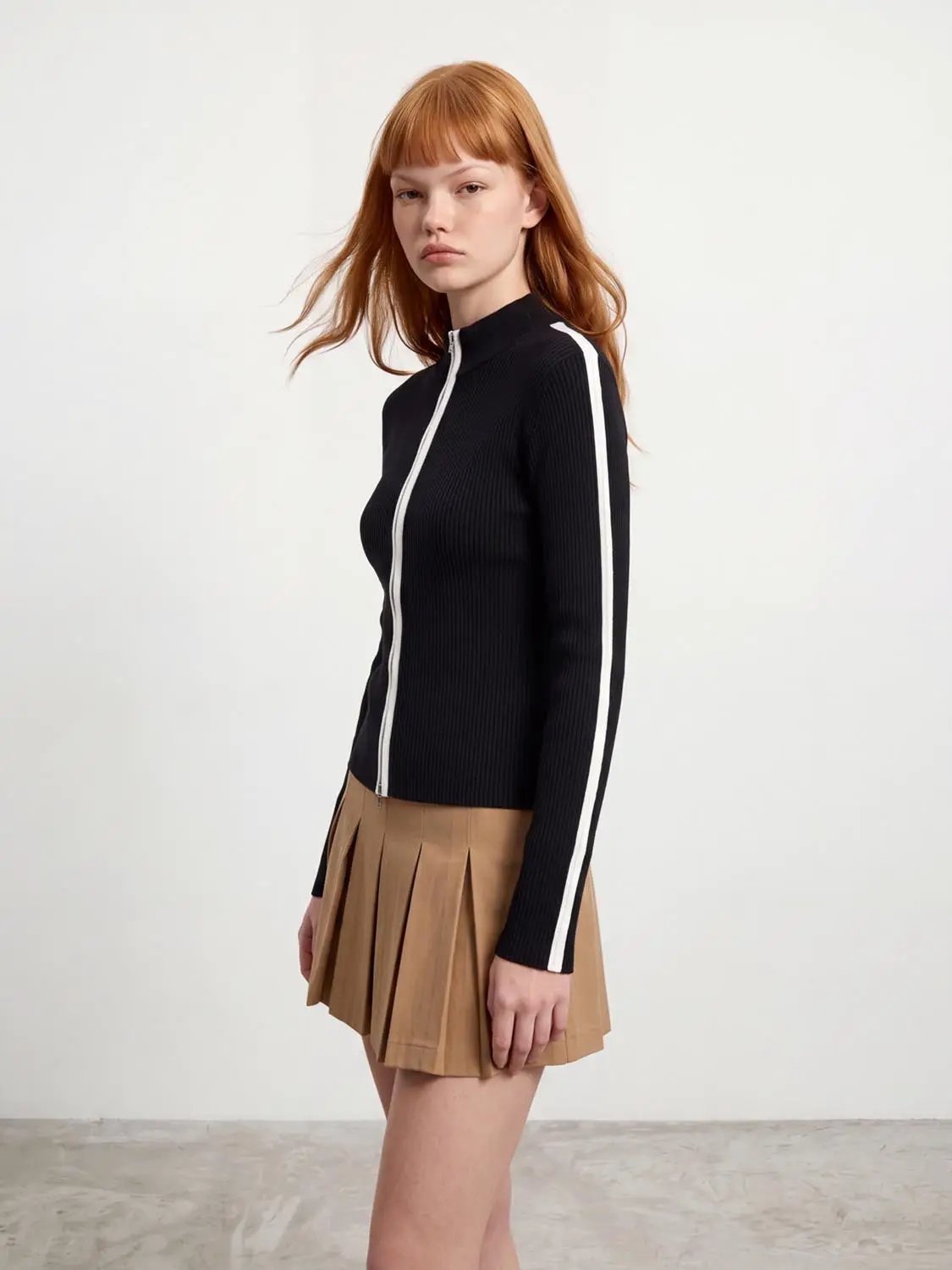 Contrast Full-Zip Knitted Cardigans black ribbed knit with white piping along the front zipper and sleeves