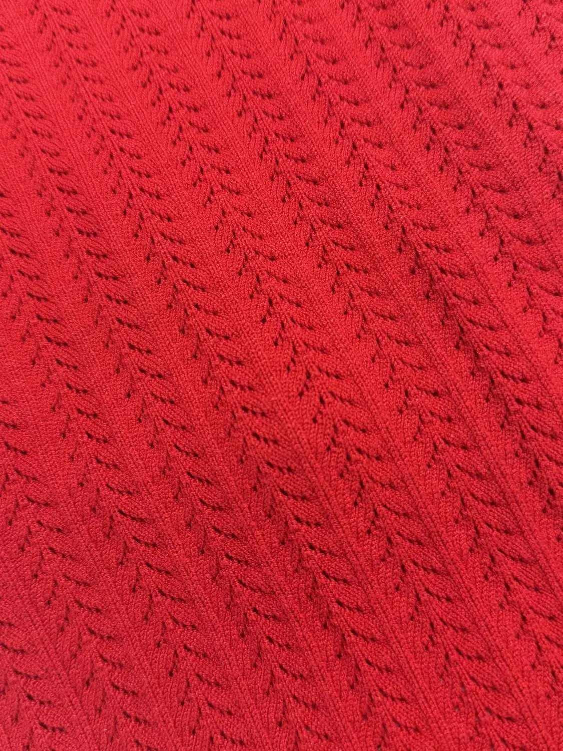 Knit T-Shirt by Urban Revivo Fashion in red knit fabric with leaf pattern