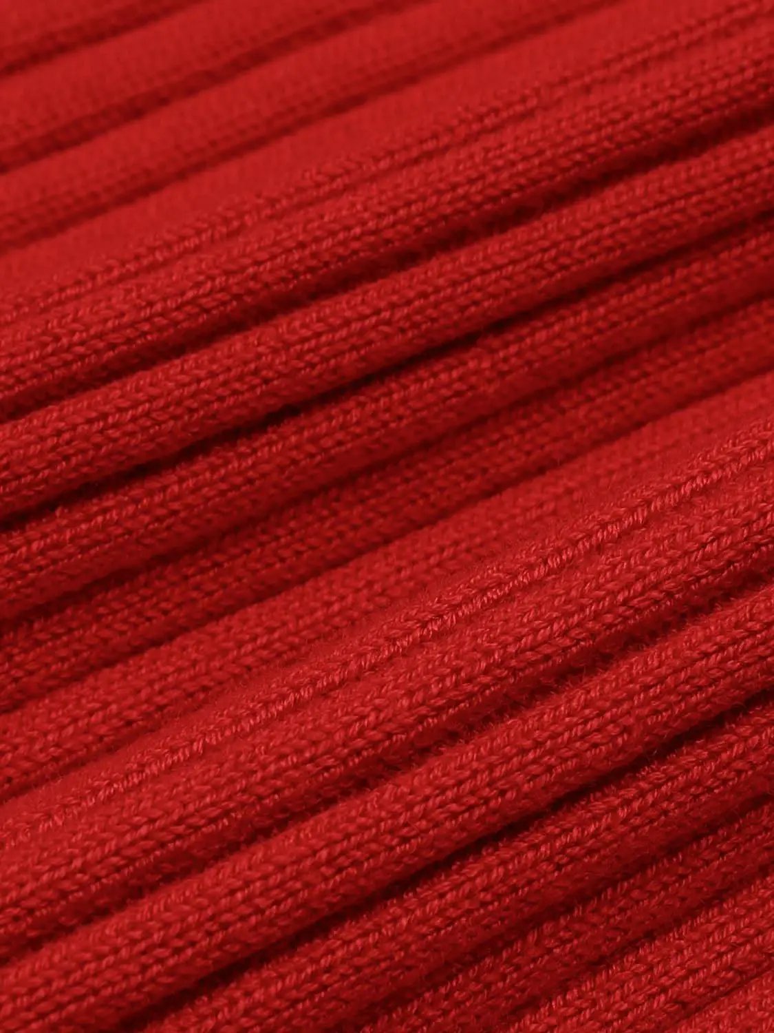 Fitted ribbed round-neck sleeveless maxi knit dress in red.