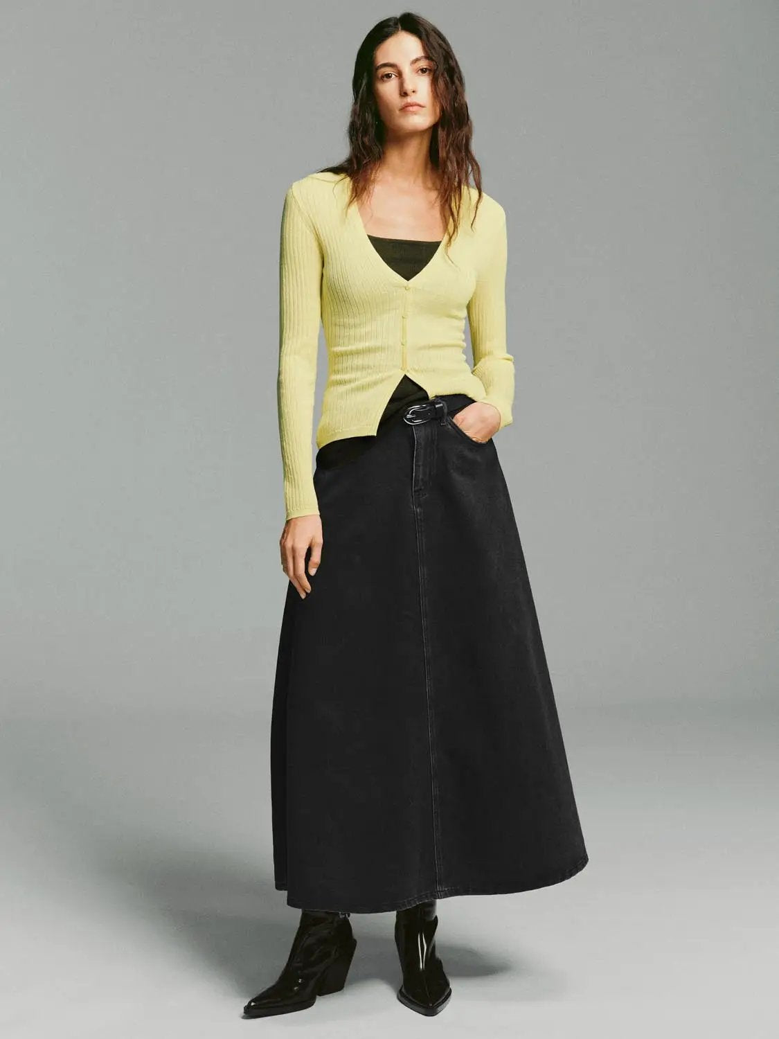 Ribbed Button Front V-neck Long Sleeve Cardigan in pale yellow knit