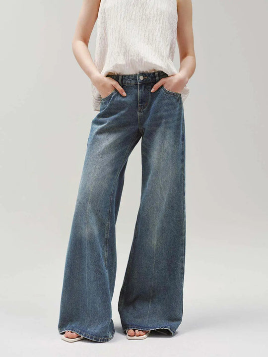 Jeans a gamba svasata