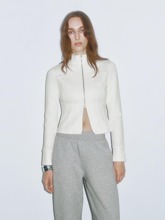 Vestes courtes zippées sur le devant