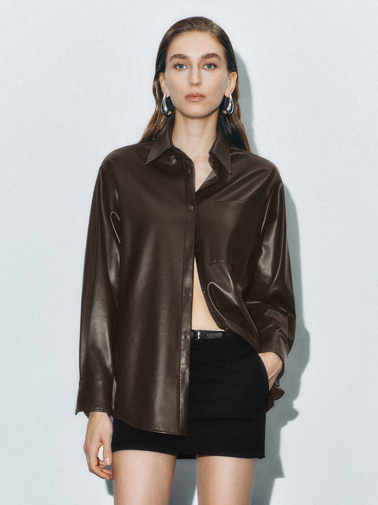 Camicie in pelle con bottoni