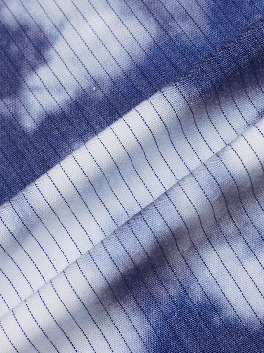 Chemise légère en mélange de coton, col pointu et nœud à l’avant