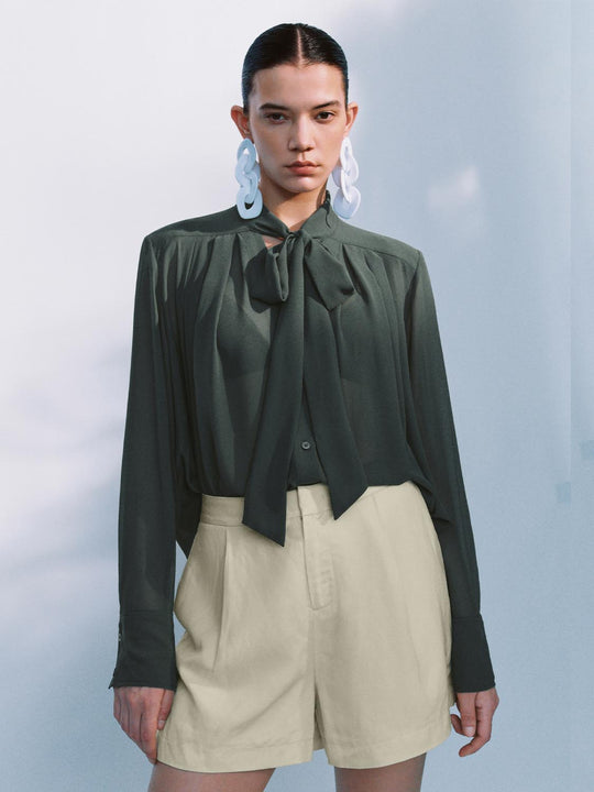 Écharpe Décor Chemises à Manches Longues - DESI & KarenBritchick