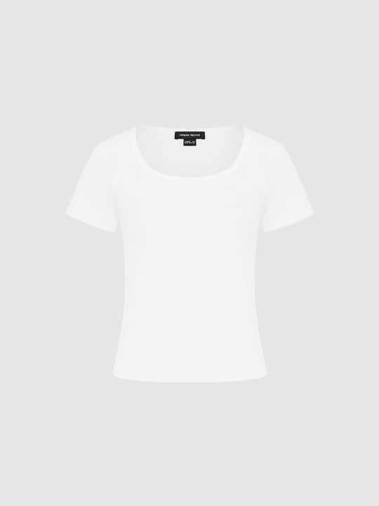 Enges T-Shirt mit Rundhalsausschnitt