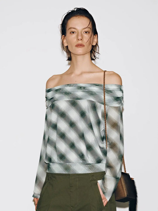 Lightweight Plaid Pattern Stretch Top