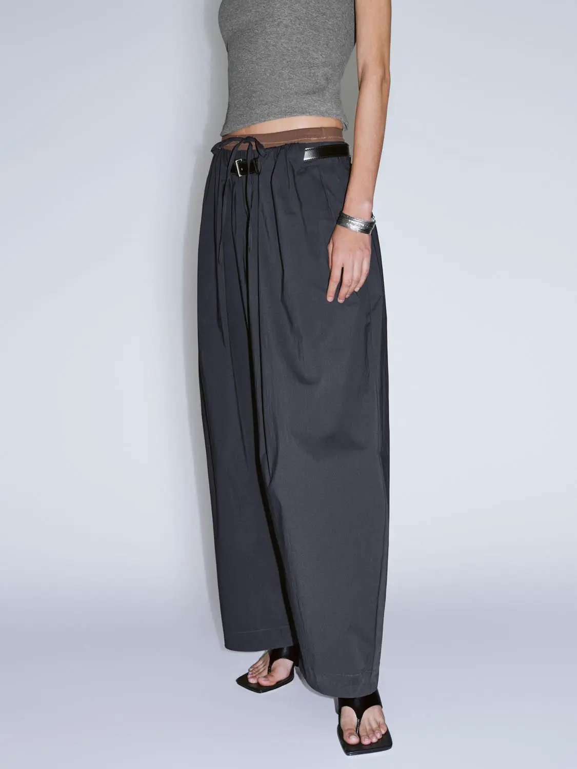 Barrel Pants by Urban Revivo Fashion
