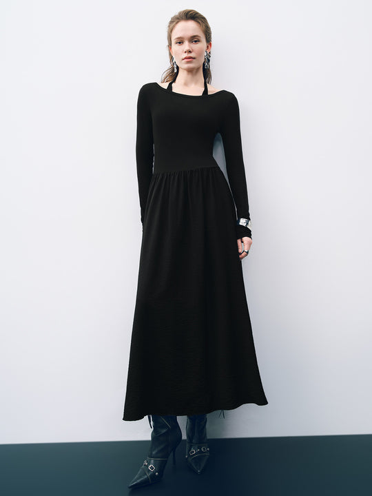 Robe moulante à col licou et coupe trapèze