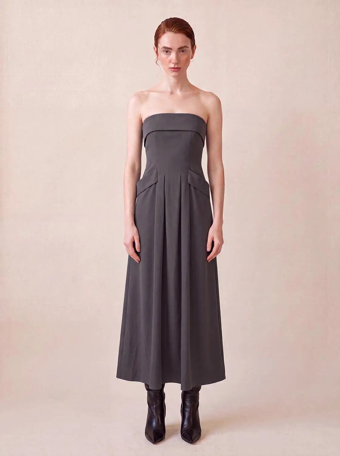 Strapless bandeau pleated stretch A-line maxi dress in charcoal gray by Urban Revivo Fashion