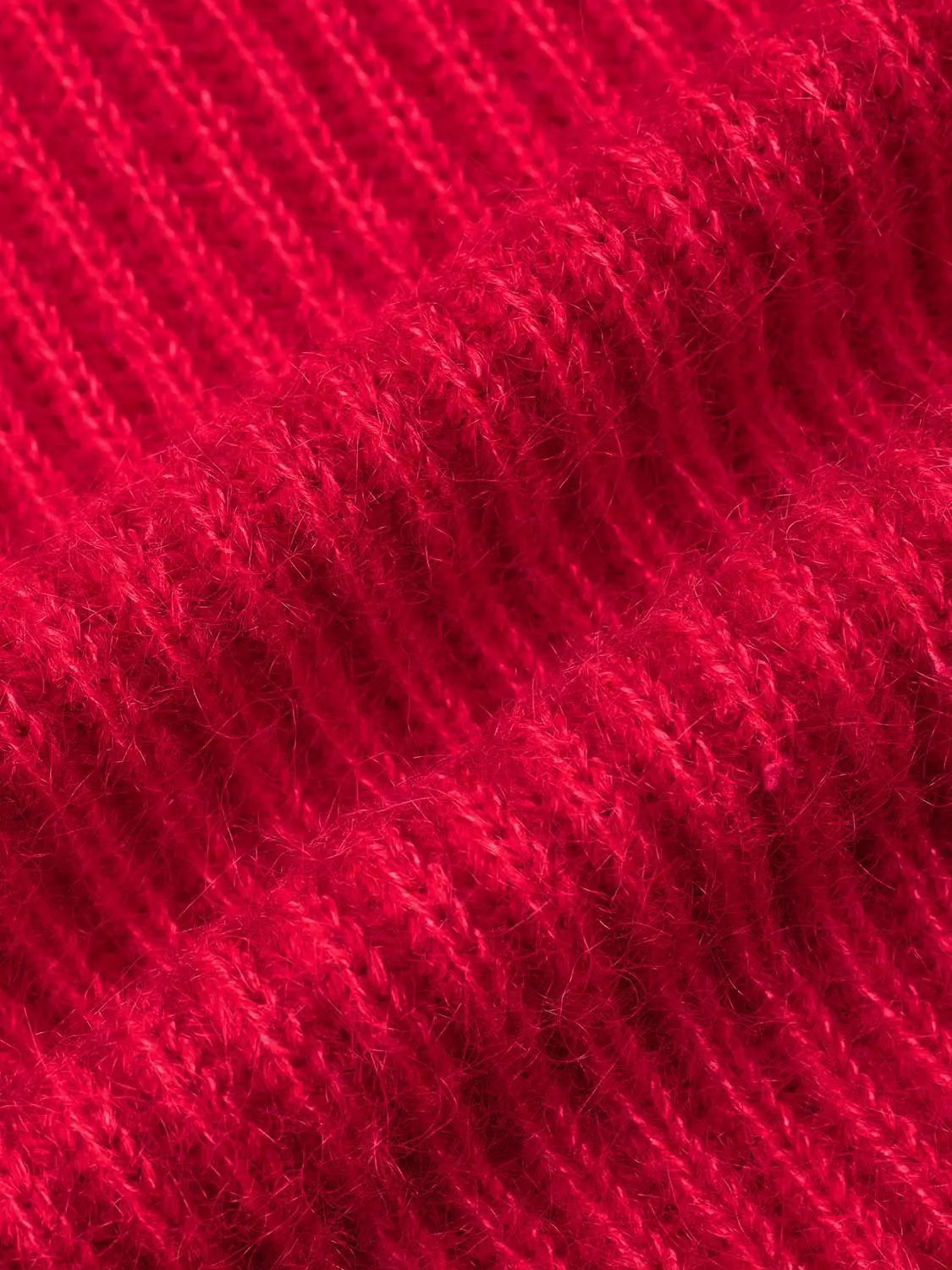 V-Neck Long Sleeve Knitted T-Shirts in red knit fabric