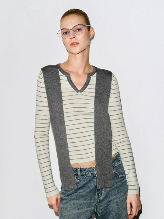 Striped Shawl Fitted V-neck Long Sleeve Knit T-shirt