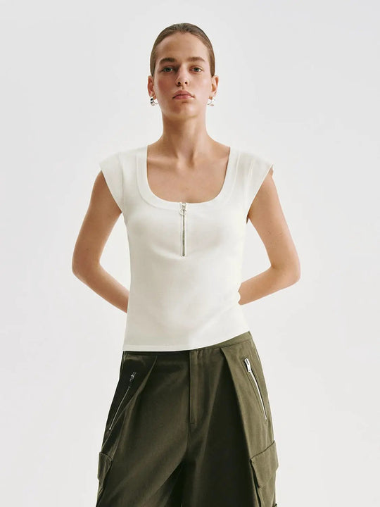 Knitted Zip Front Scoop Neck Short Sleeve T-Shirt