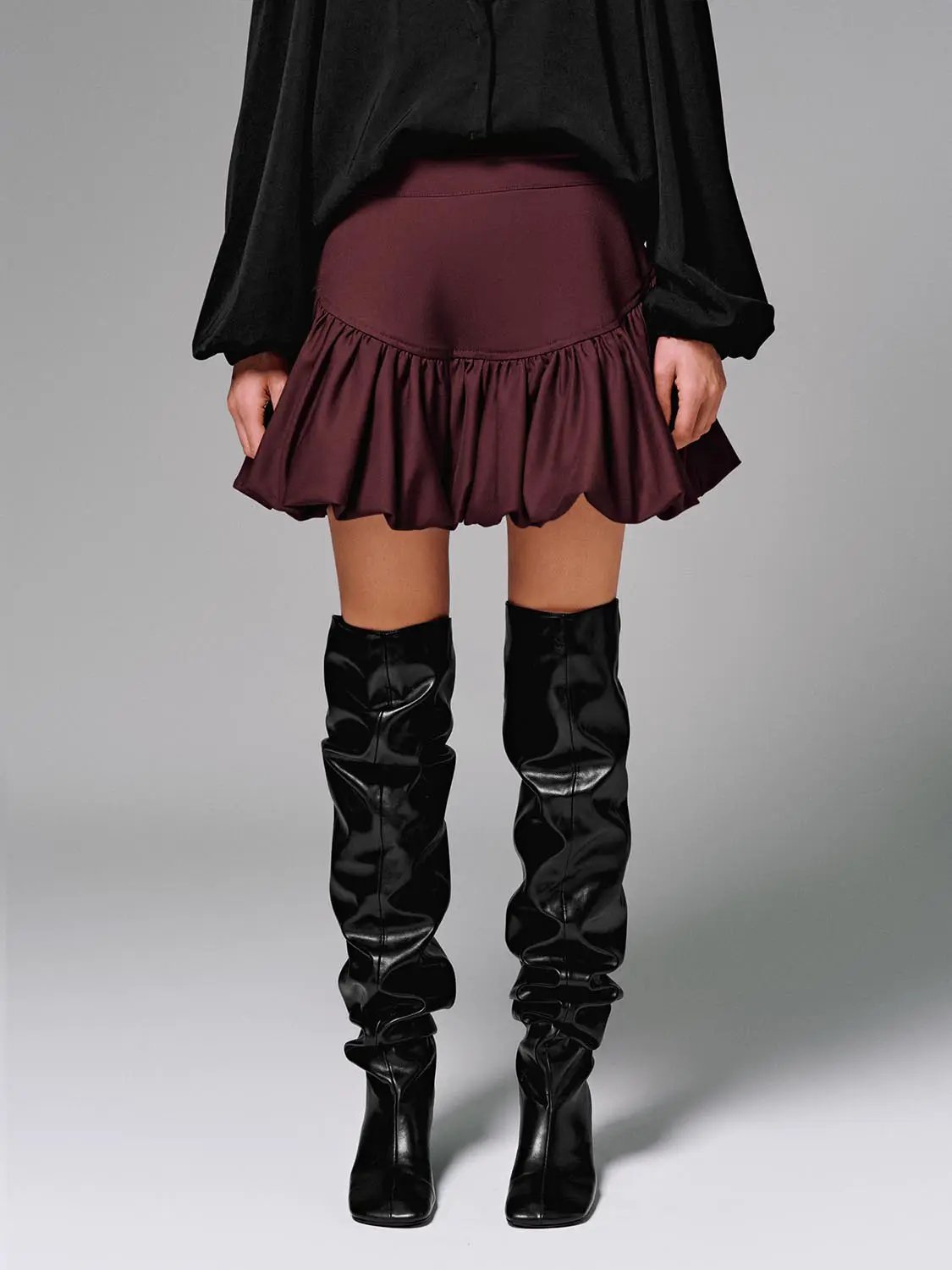 Cotton leopard print tiered ruffle skirt by Urban Revivo Fashion in burgundy, A-line